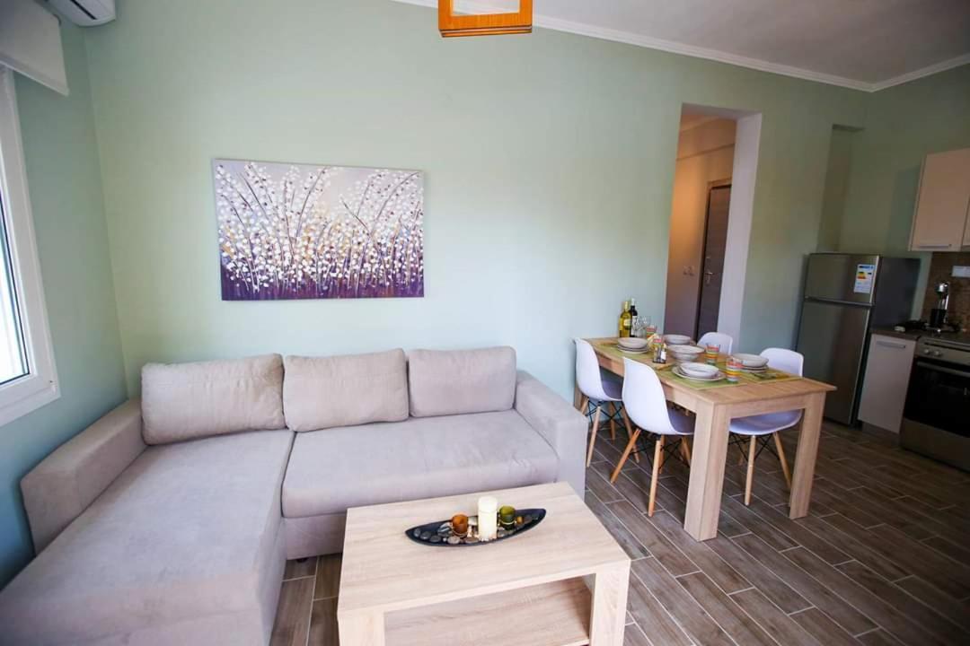 Stella Boutigue Rooms Néa Péramos Eksteriør billede